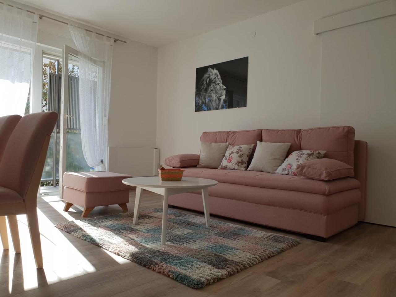 Lion Apartment Загреб Экстерьер фото