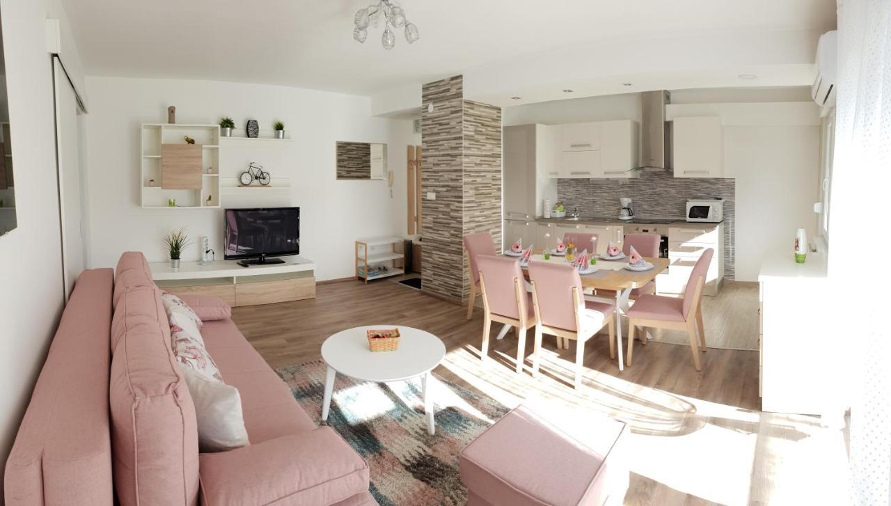 Lion Apartment Загреб Экстерьер фото